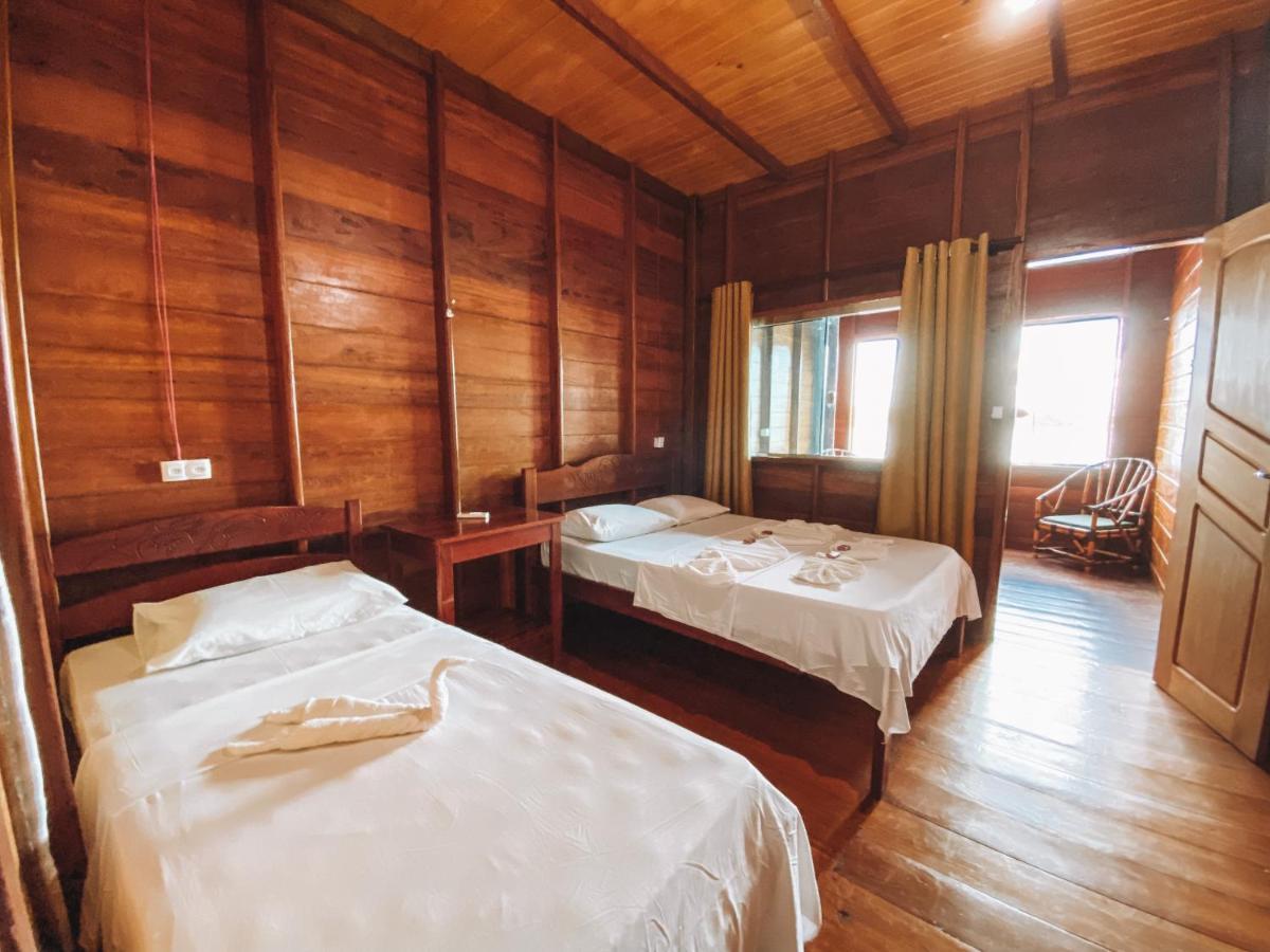 Amazon Arowana Lodge Careiro Exterior photo