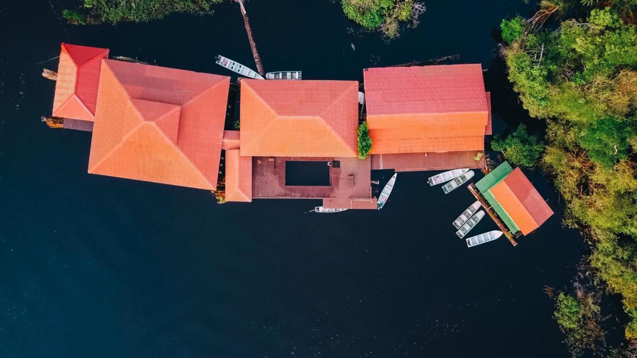Amazon Arowana Lodge Careiro Exterior photo