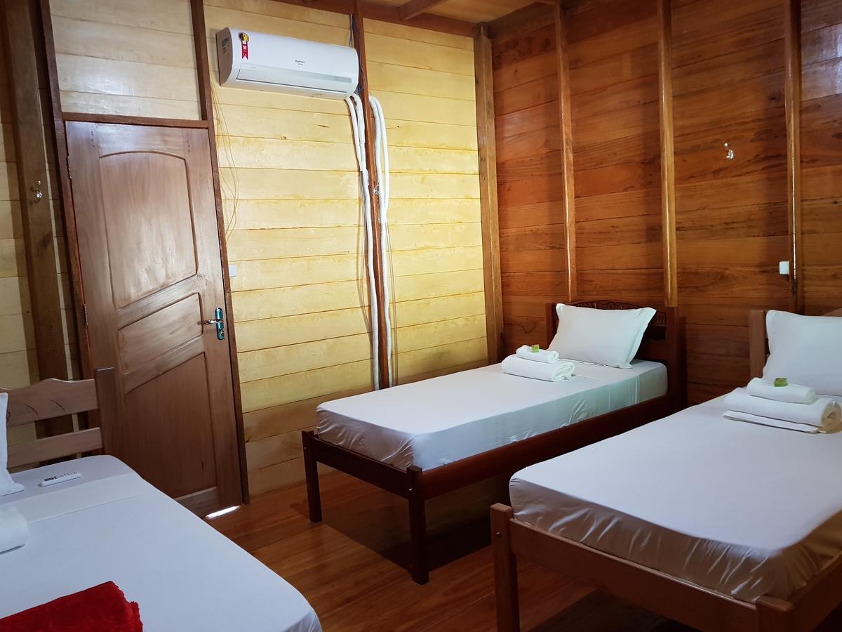 Amazon Arowana Lodge Careiro Exterior photo