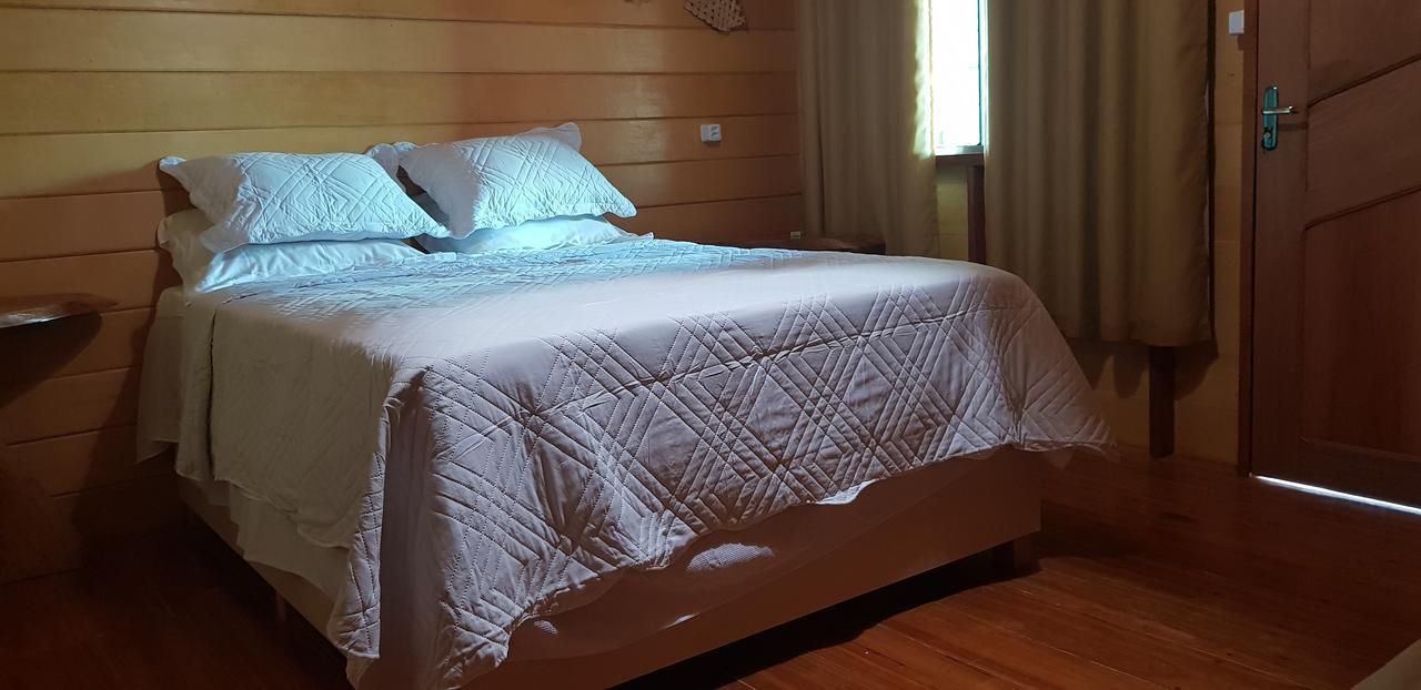 Amazon Arowana Lodge Careiro Exterior photo